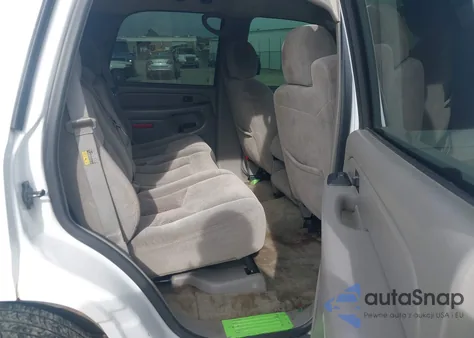 2004 Chevrolet Tahoe Ls z USA, uszkodzony, nr VIN 1GNEC13V14R107576